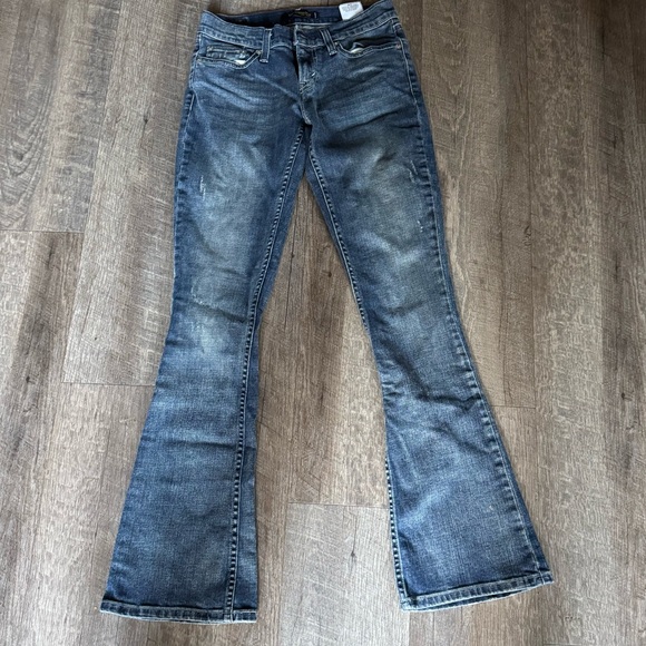 Vintage Levi’s 524 Too Superlow Button Flap Back Pockets w/ Button Closure Jeans - Picture 15 of 16